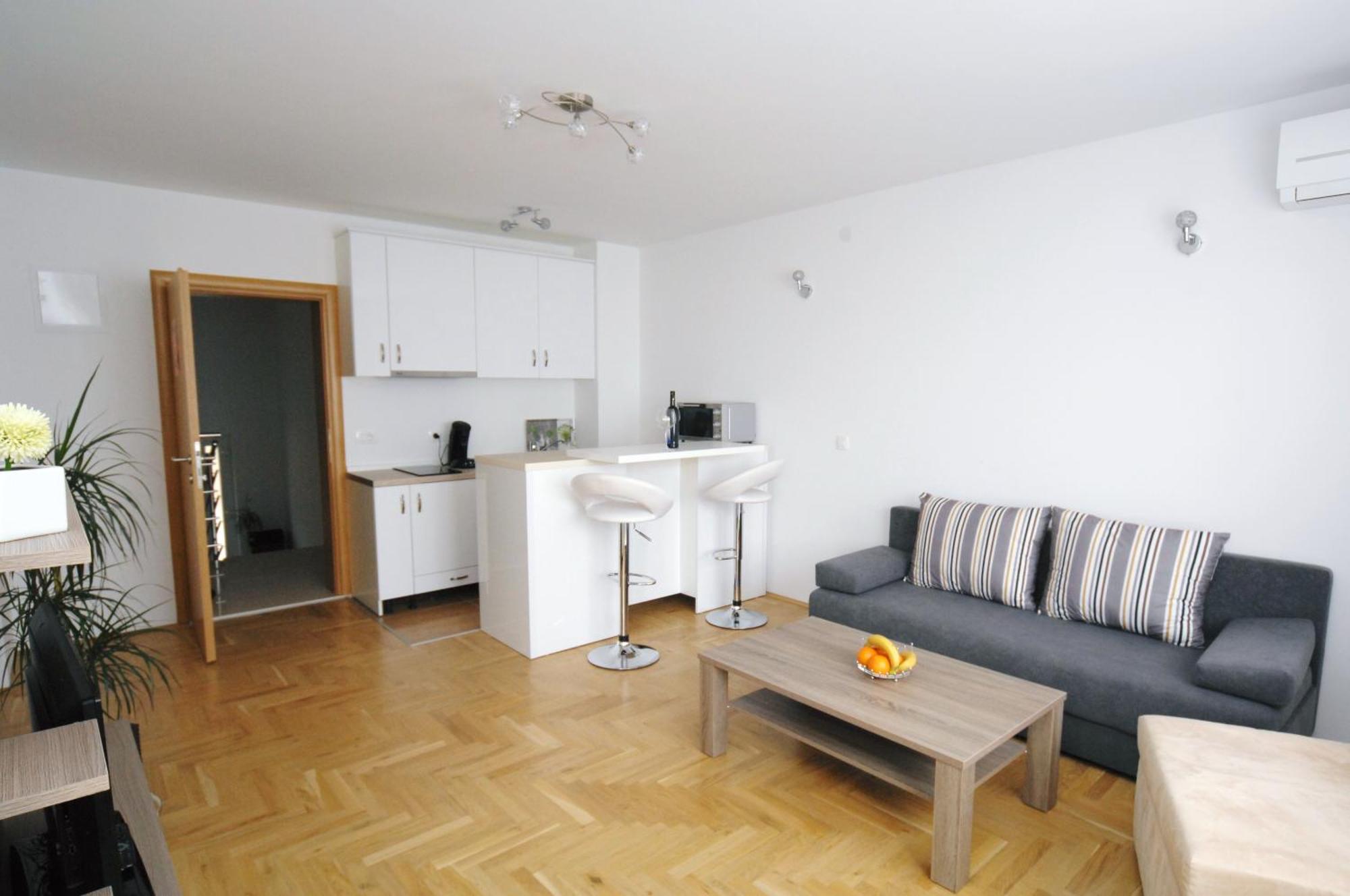 Haus Zora Ferienwohnung 7 Мошченице Экстерьер фото